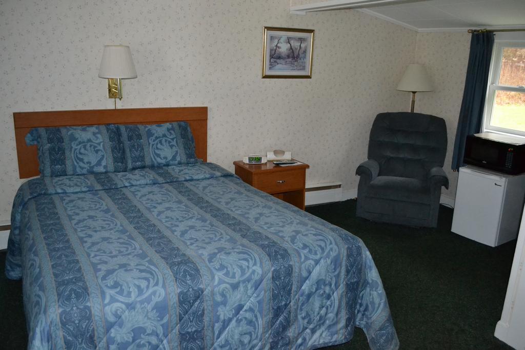 Twin City Motel Barre Bilik gambar
